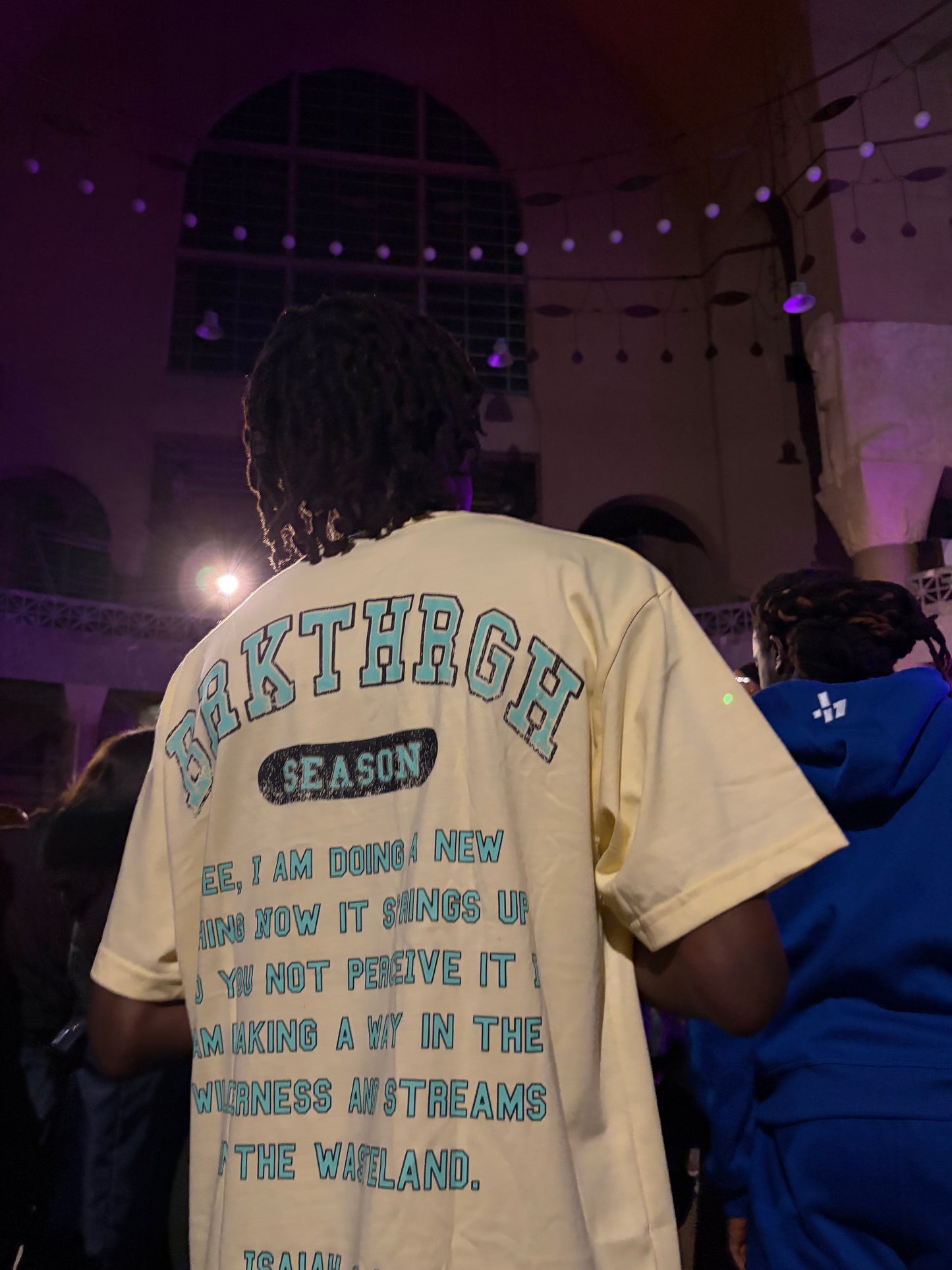 BEIGE ISAIAH 43:19 TEE